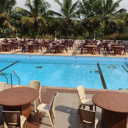Kanthi Resorts Badami Bāgalkot Kültér fotó