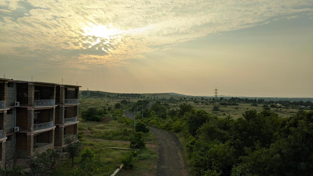 Kanthi Resorts Badami Bāgalkot Kültér fotó
