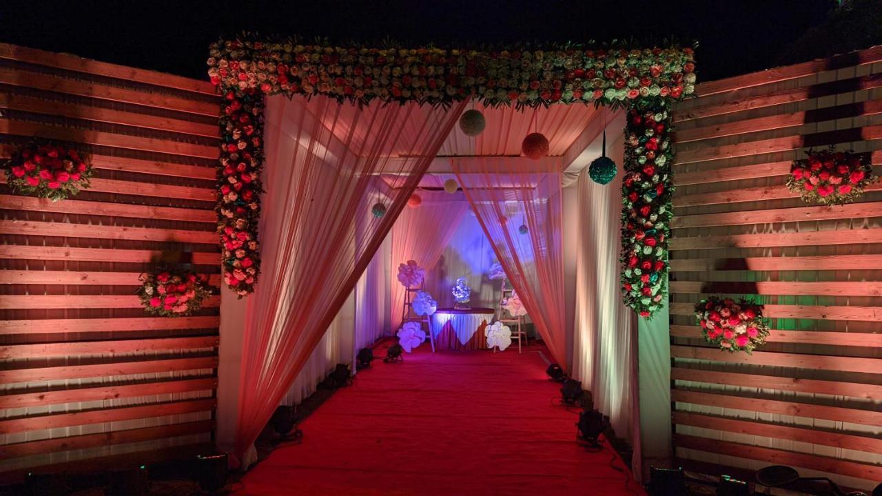 Kanthi Resorts Badami Bāgalkot Kültér fotó