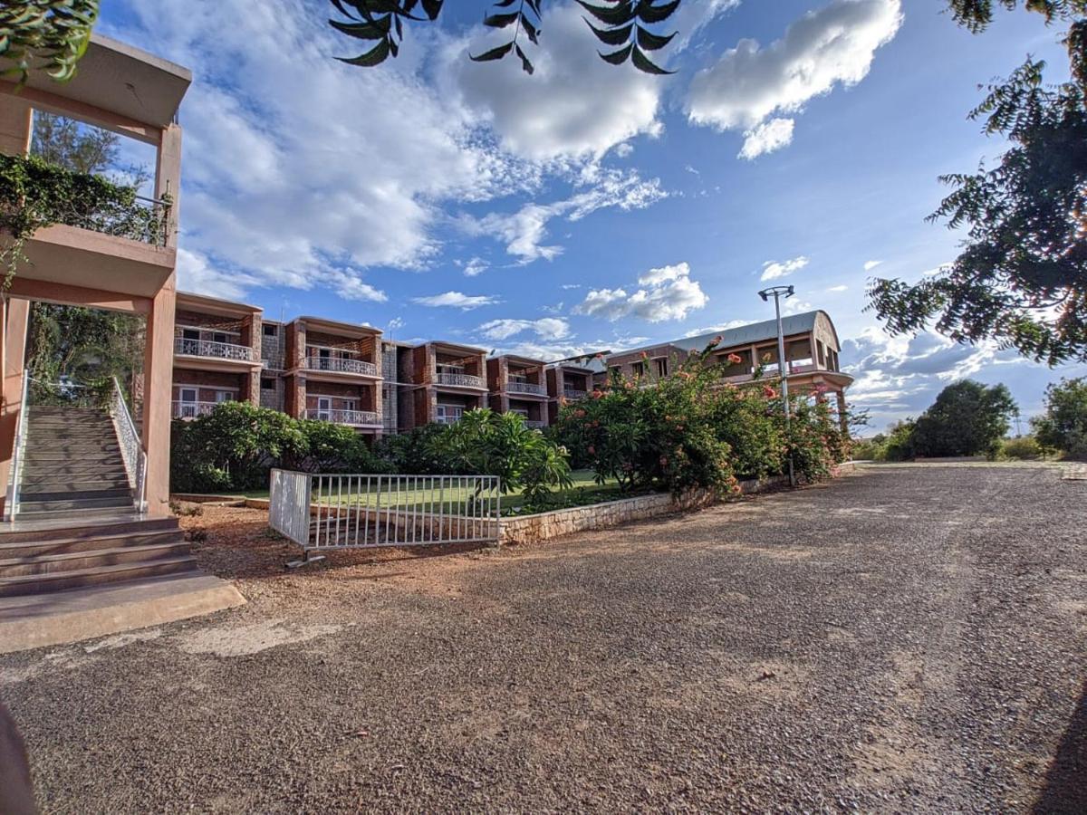 Kanthi Resorts Badami Bāgalkot Kültér fotó